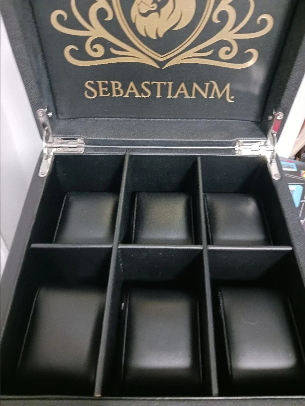 Sebastian M Watch Holder Box Black Textured Leatherette Magnetic Clasp New Other